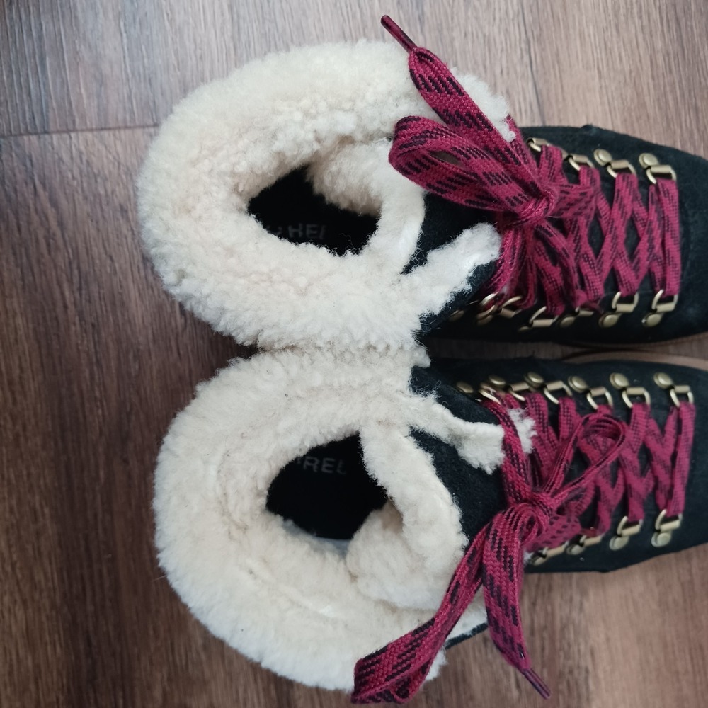 Sorel Black Ainsley Conquest‎ Weatherproof Shearling Boots LL3653-010 Women's 9 - Picture 6 of 9